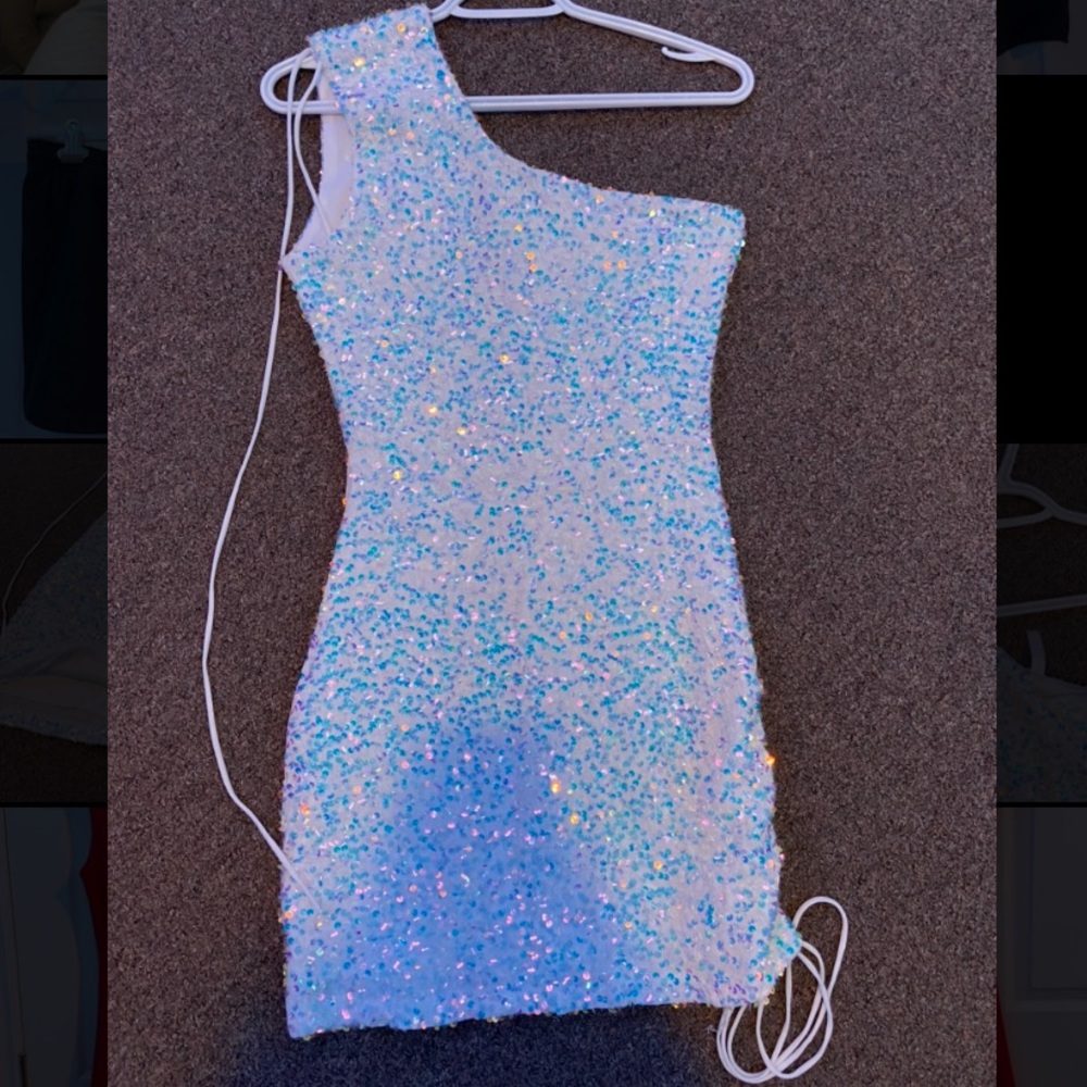 One shoulder dress